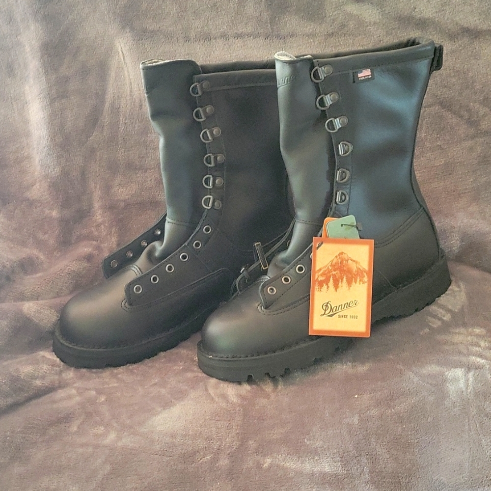 NIB Danner Gore-Tex Boots